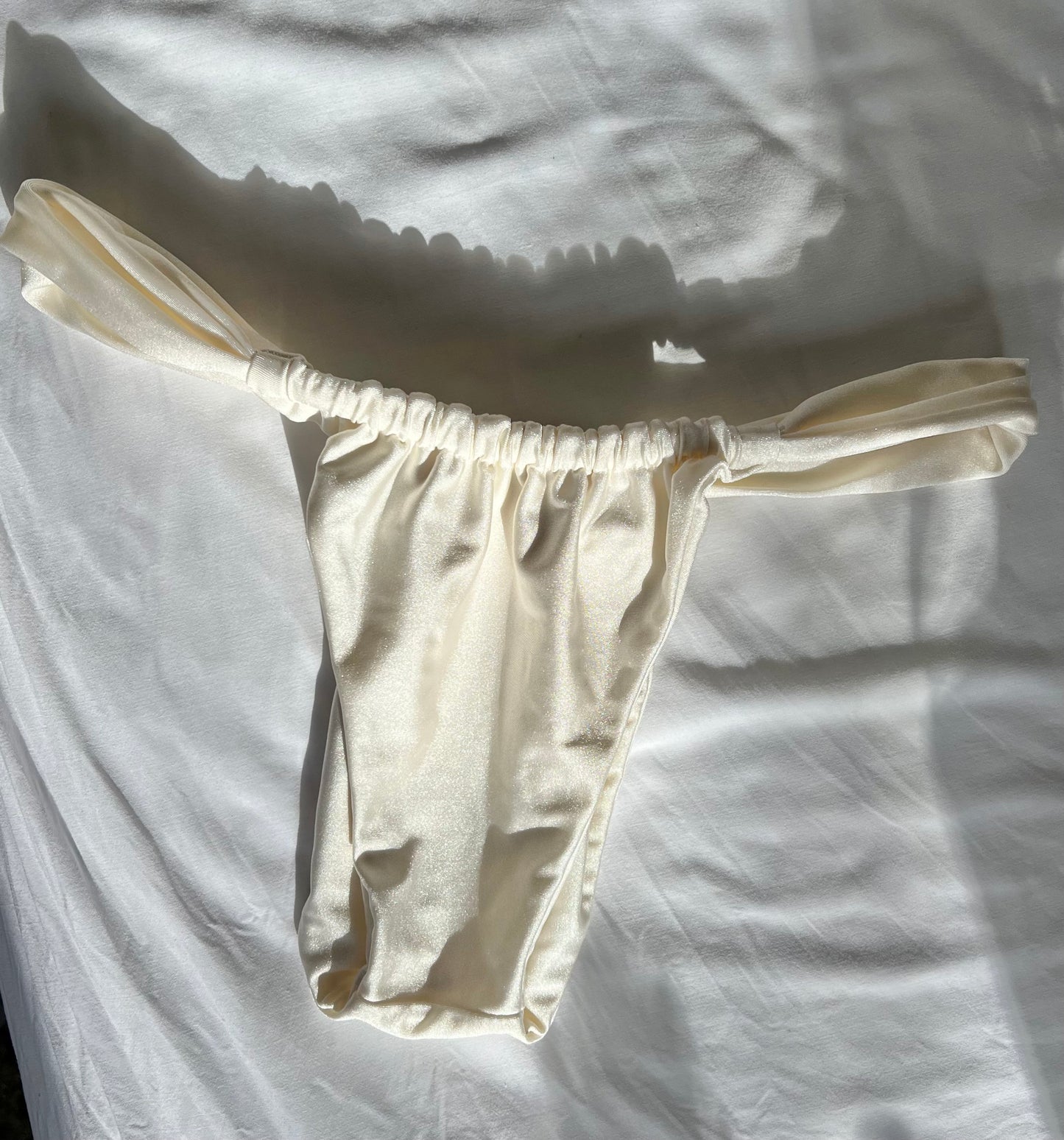 The Tilly - Bikini Top