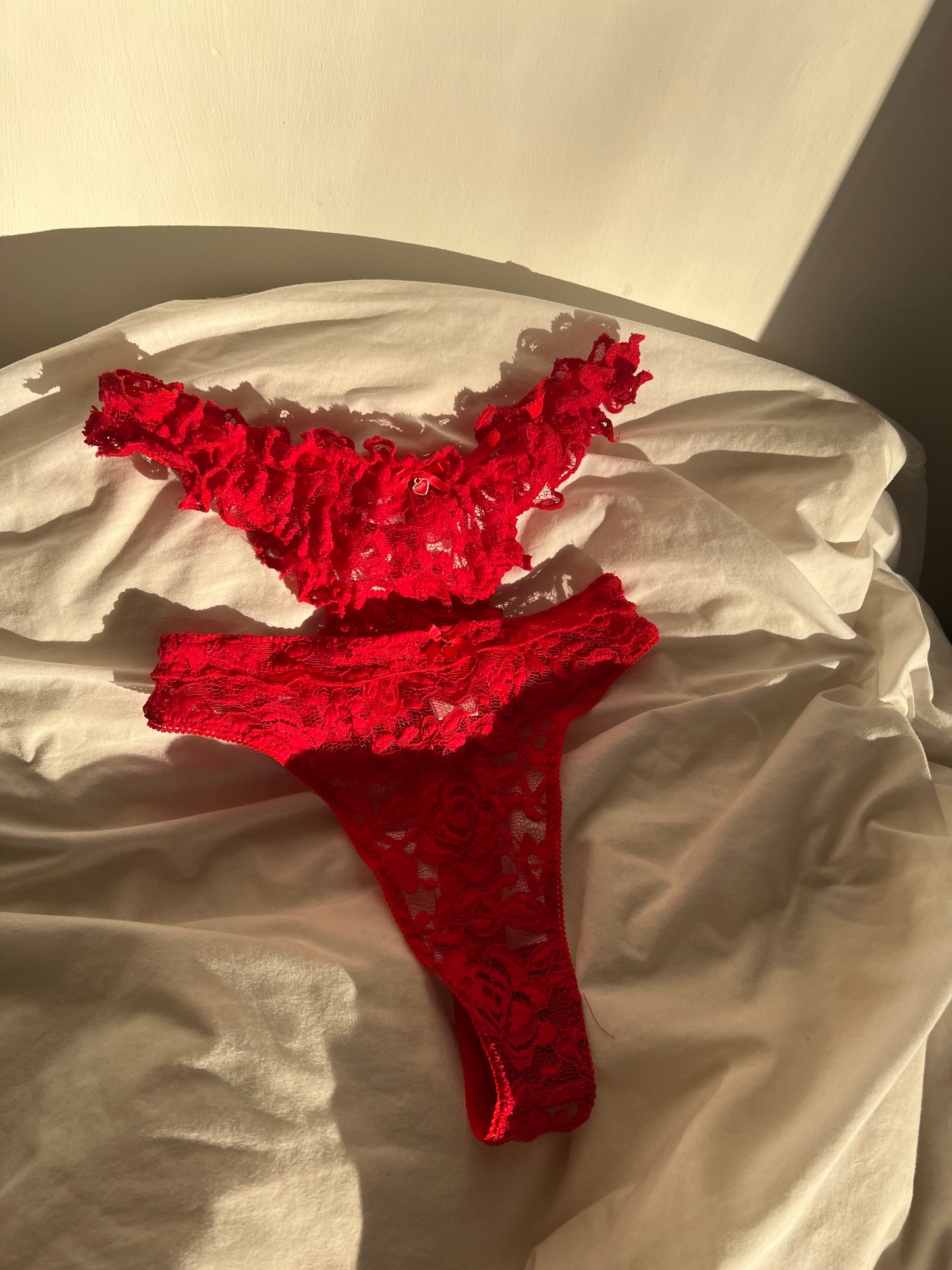 Scarlet - Rosie Thong