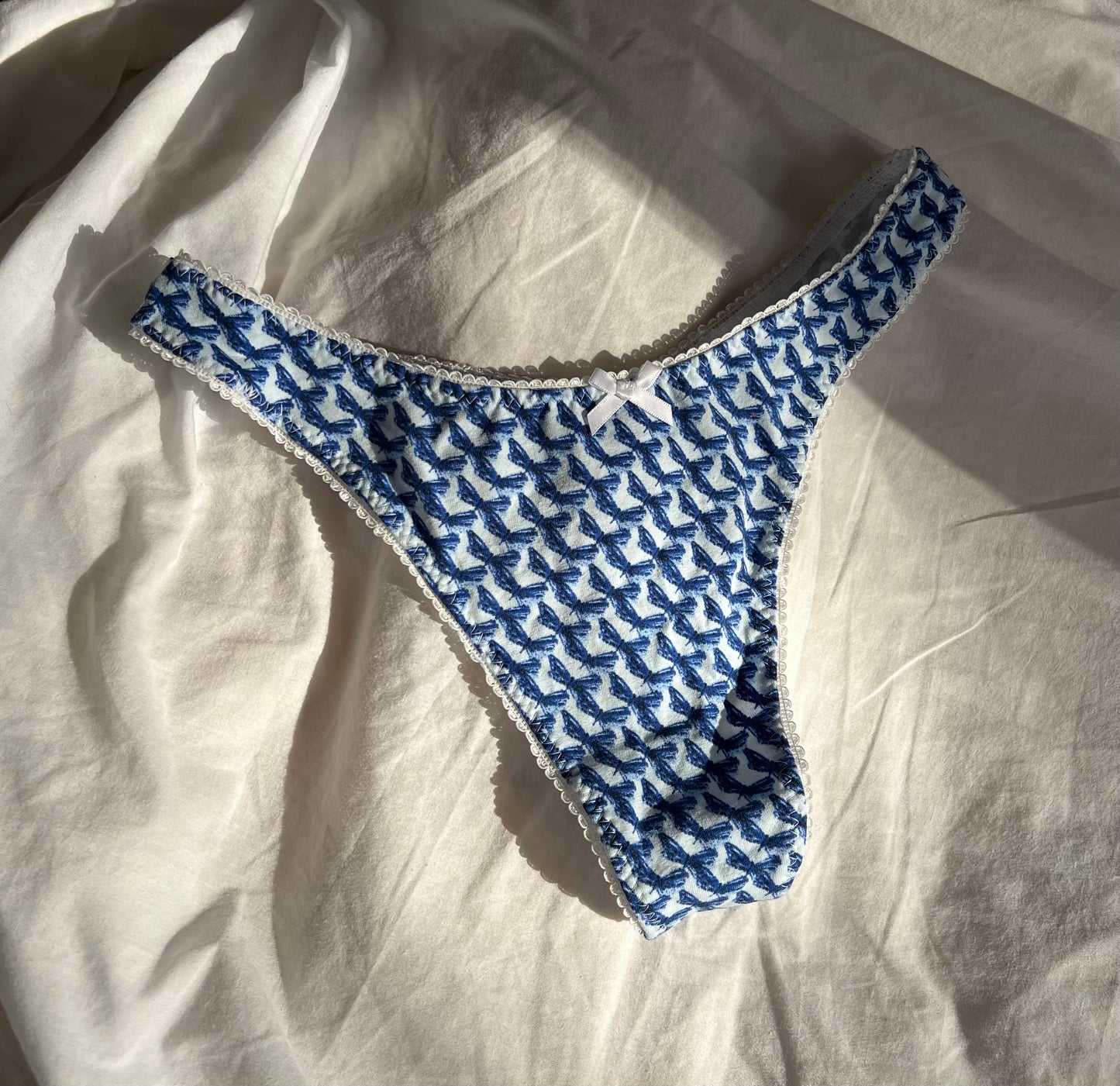 Butterfly Ballet - Ivie Thong