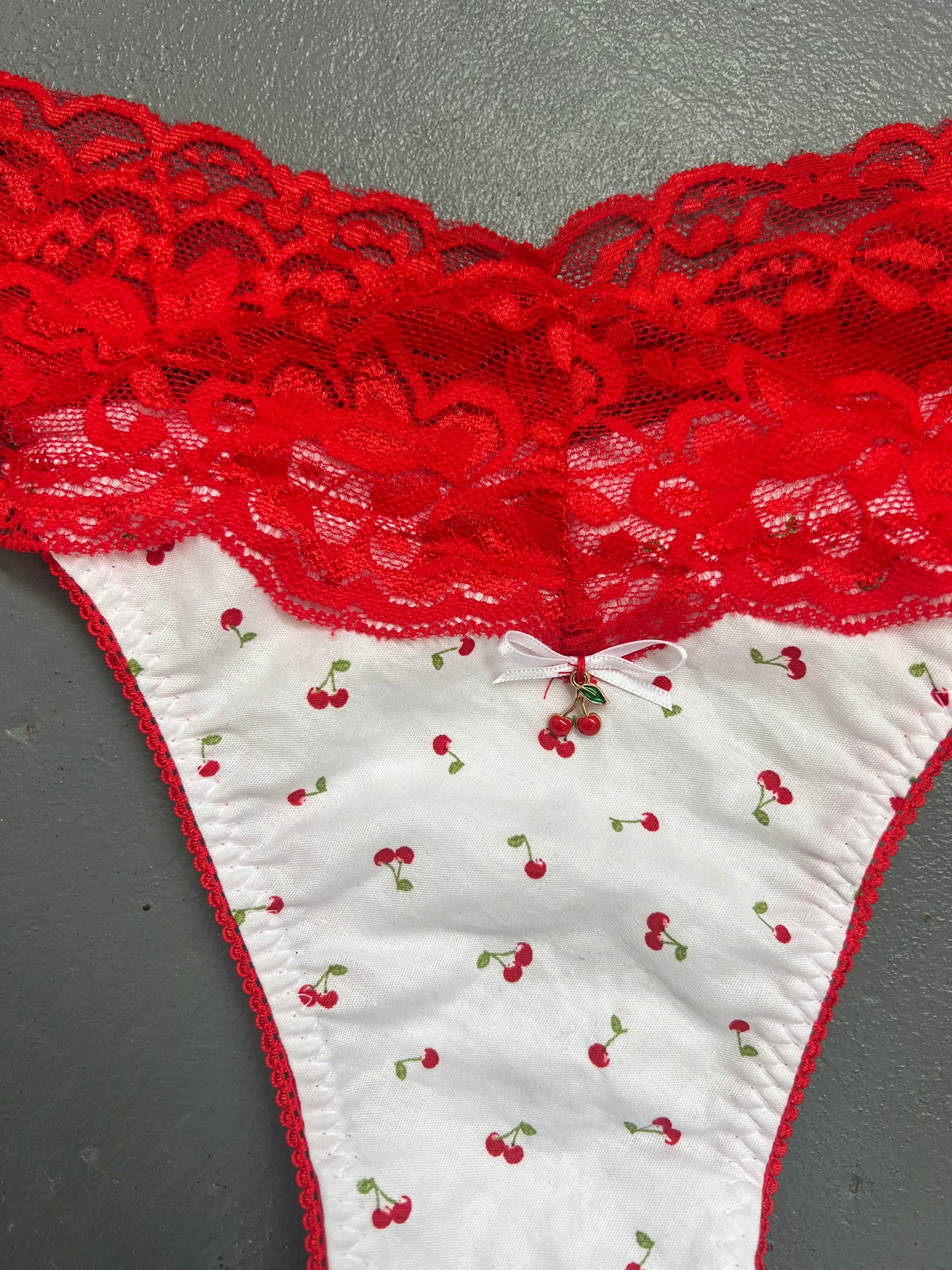 Cherry - Lillie Knicker