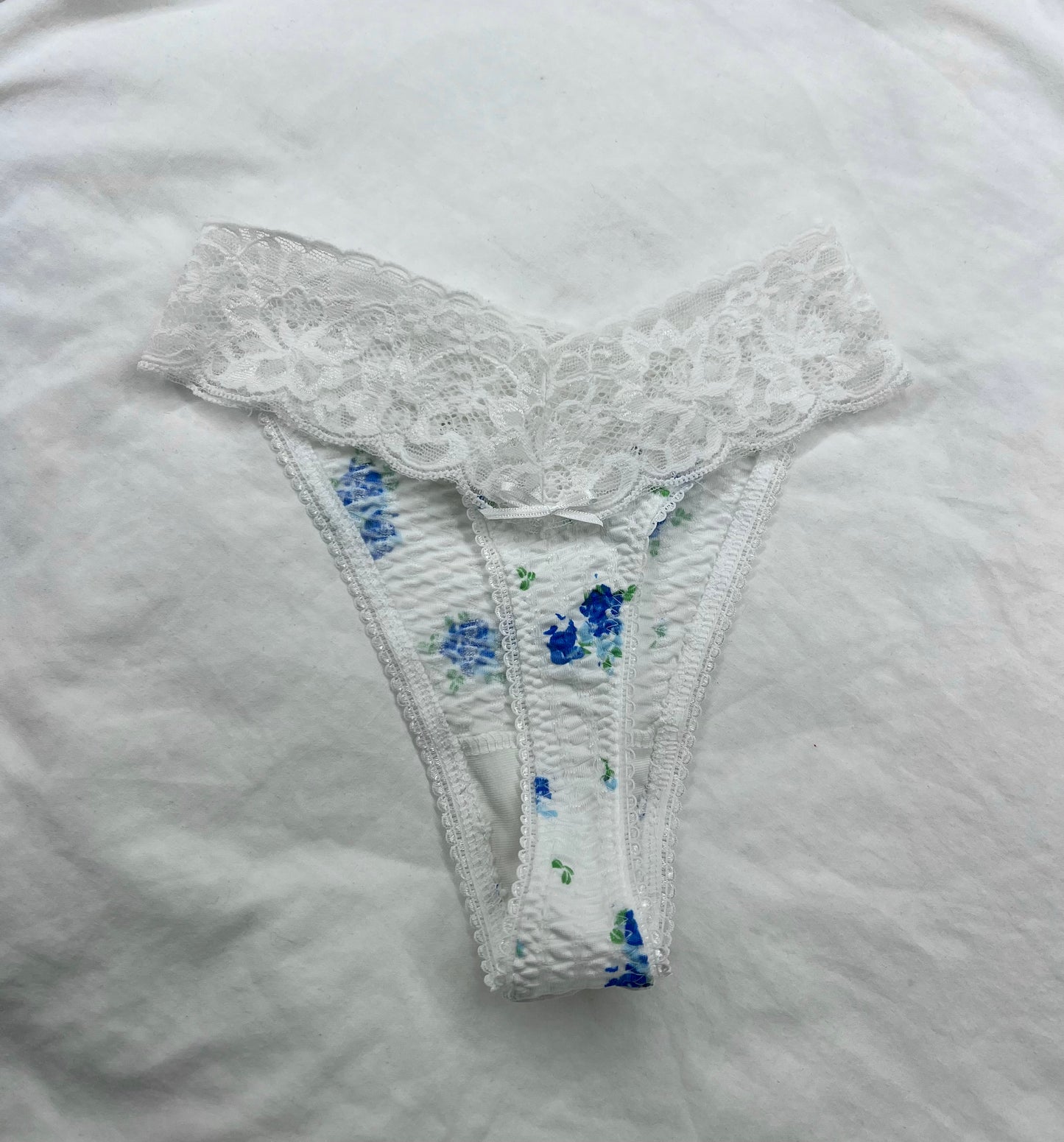 Blueberry Muffin - Lillie Knicker