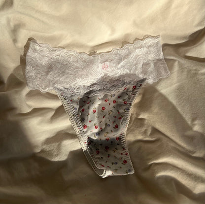 In Between Roses - Lillie Knicker
