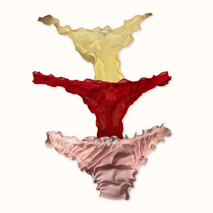 Pack of 3 Ruffle Thongs