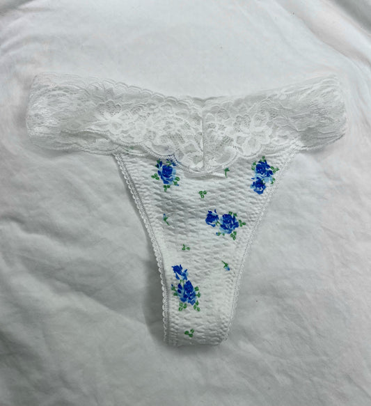 Blueberry Muffin - Lillie Knicker.